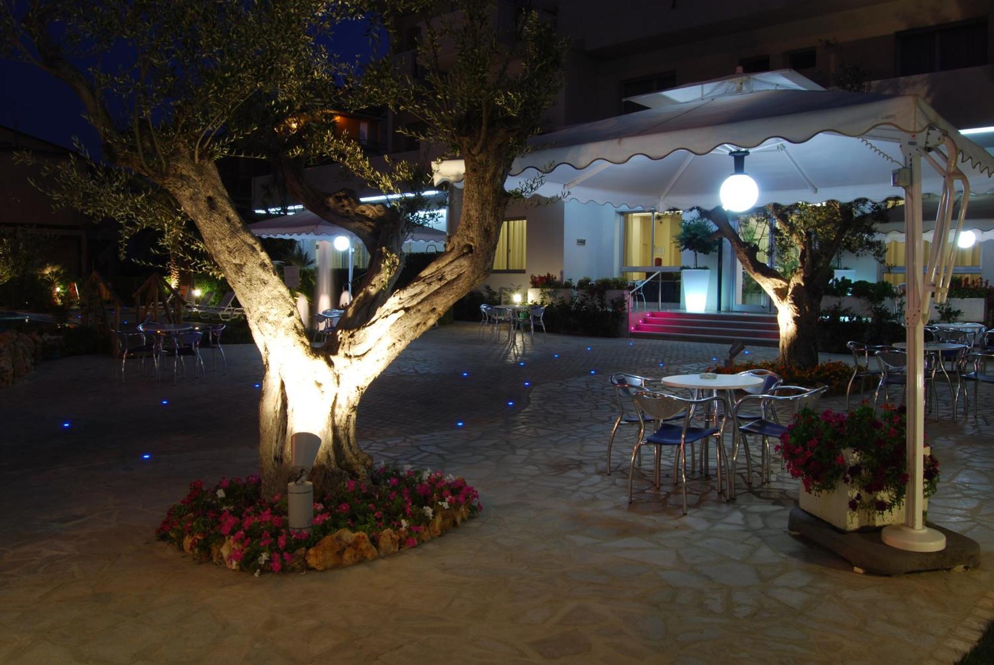 Hotel Costa Verde Tortoreto Zewnętrze zdjęcie