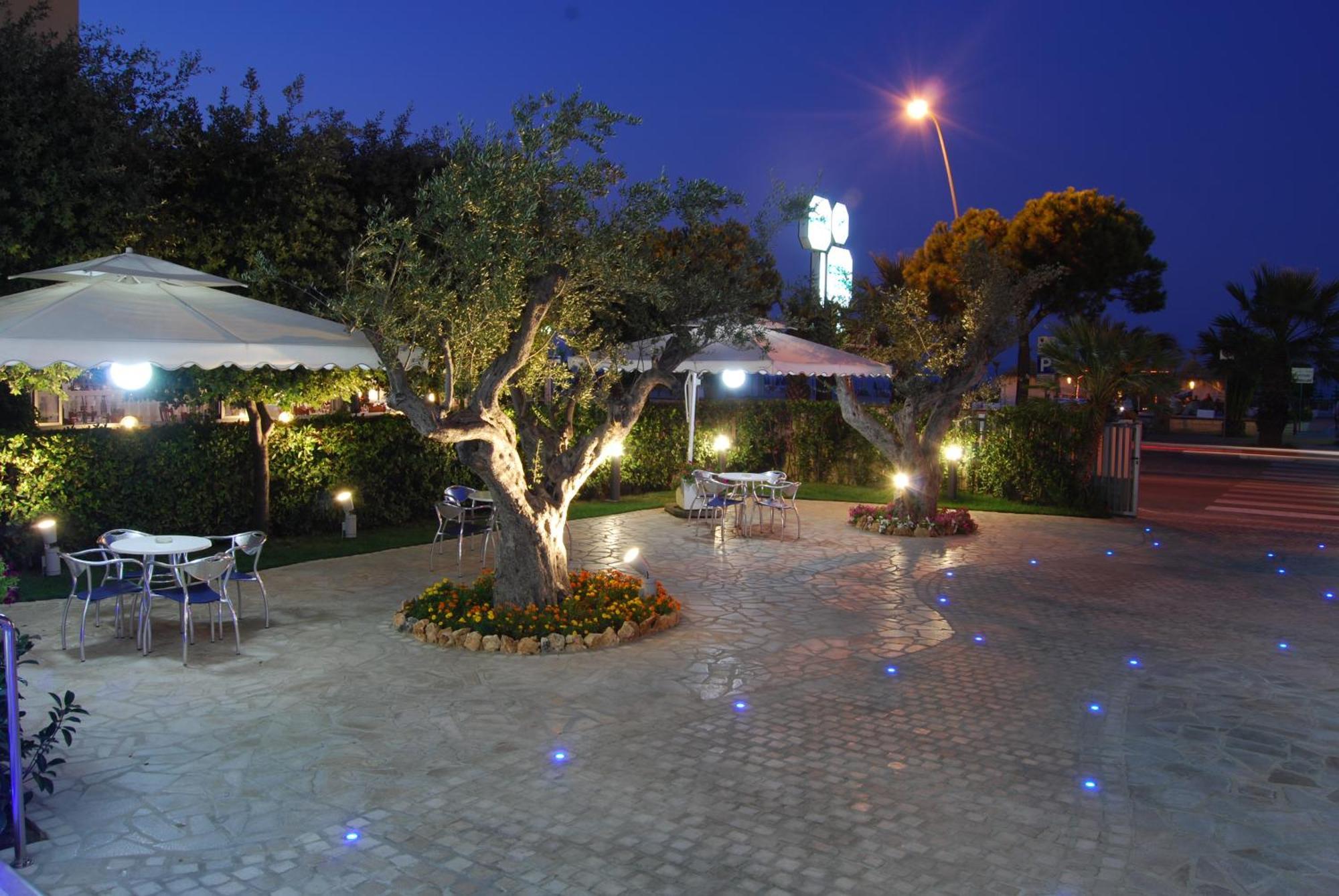 Hotel Costa Verde Tortoreto Zewnętrze zdjęcie
